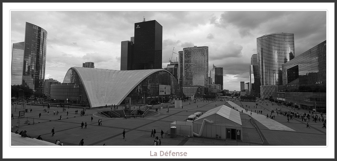 LA DEFENSE - Opération coup de poing à la sortie du bureau les photos - Page 5 La_Defense_001
